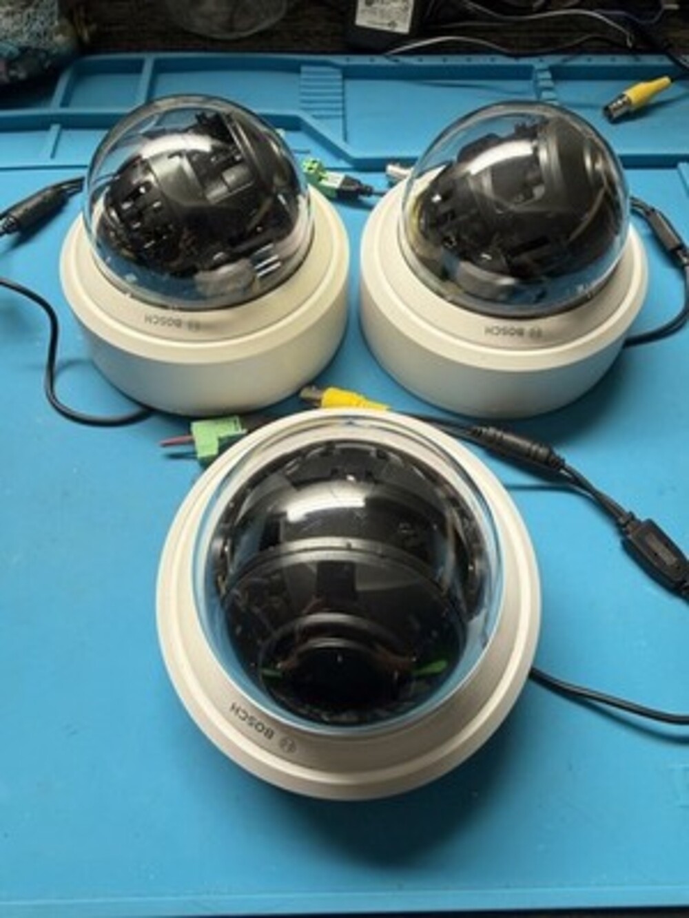 Lot Of 3 Bosch Dome Camera VDC-261v04-20